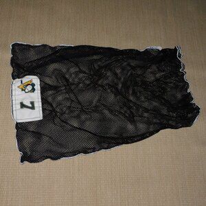 Pittsburgh Penguins player used laundry bag - Vincent Desharnais hockey NHL